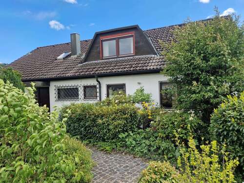 Foto - Haus zum Kaufen in Schlat 609.000,00 € 200 m²