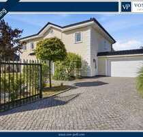 Haus zum Mieten in Wilhelmshaven 2.500,00 € 249.28 m²