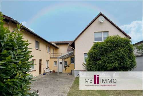 Foto - Haus zum Kaufen in Wolfsburg 249.000,00 € 209 m²