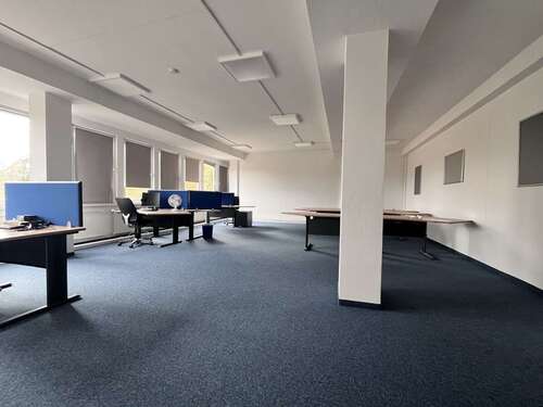 Foto - Büro in Zwickau Pölbitz 3.000,00 € 456.99 m²