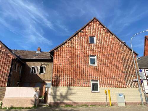 Foto - Haus zum Kaufen in Helmstedt 66.000,00 € 200 m²