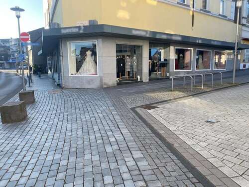 Foto - Einzelhandel in Wermelskirchen 1.456,00 € 182 m²