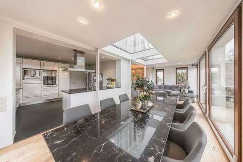 Foto - Haus zum Kaufen in Leipzig 890.000,00 € 250 m²