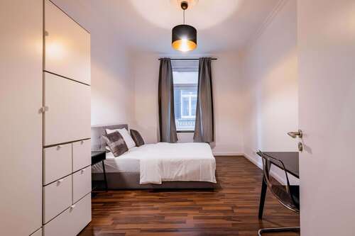 Foto - WG-Zimmer in Frankfurt am Main 715,00 € 12 m²