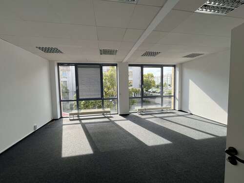 Foto - Büro in Dietzenbach 780,00 € 79 m²
