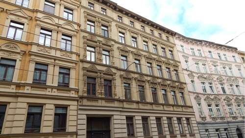 Foto - Wohnung zum Mieten in Halle 675,00 € 89.95 m²