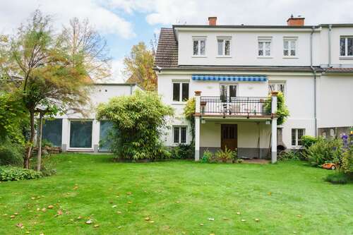 Foto - Haus zum Kaufen in Neuostheim 1.290.000,00 € 254 m²