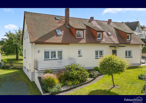 Foto - Haus zum Kaufen in Eckersdorf 329.000,00 € 192 m²