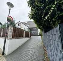 Haus zum Kaufen in Hennef 490.000,00 € 200 m²