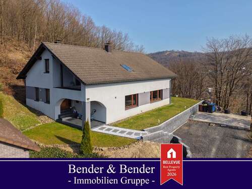 Foto - Haus zum Kaufen in Grünebach 265.000,00 € 156 m²