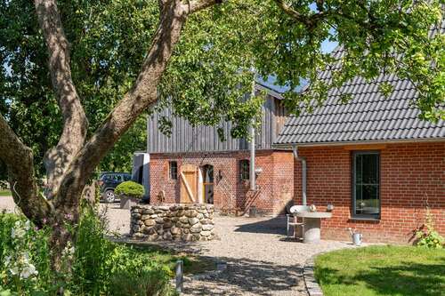 Foto - Haus zum Kaufen in Bünsdorf 2.150.000,00 € 310 m²