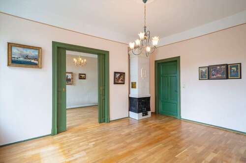 Foto - Haus zum Kaufen in Schleswig 375.000,00 € 264 m²