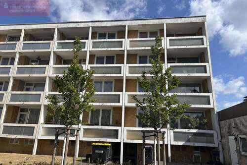 Foto - Haus zum Kaufen in Garbsen 749.500,00 € 423.44 m²