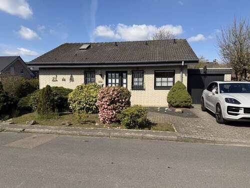 Foto - Haus zum Kaufen in Xanten Hochbruch 295.000,00 € 97 m²