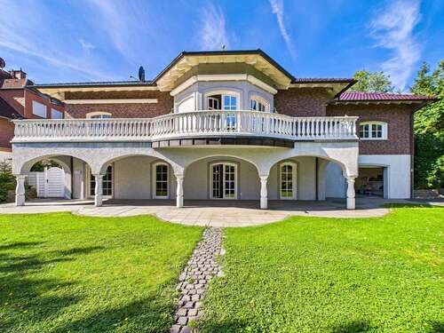 Foto - Haus zum Kaufen in Langerwehe 649.000,00 € 257 m²