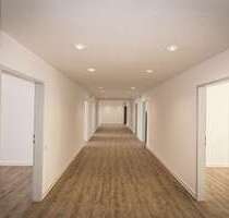 Büro in Düsseldorf 7.050,00 € 438 m²