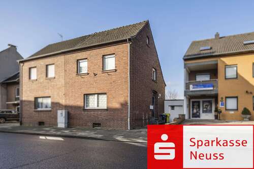 Foto - Haus zum Kaufen in Grevenbroich 329.000,00 € 126 m²
