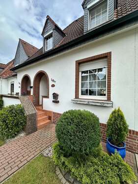Foto - Haus zum Kaufen in Kamp-Lintfort 184.000,00 € 74 m²