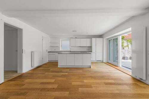 Foto - Haus zum Kaufen in München 1.698.000,00 € 227.4 m²