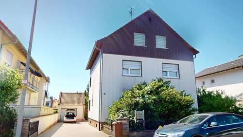 Foto - Haus zum Kaufen in Lingenfeld 649.000,00 € 237 m²