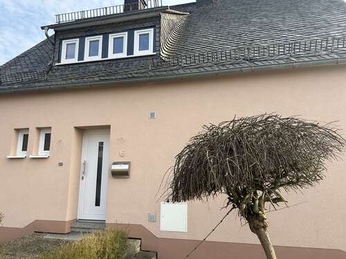 Foto - Haus zum Kaufen in Mittenaar 280.000,00 € 120 m²