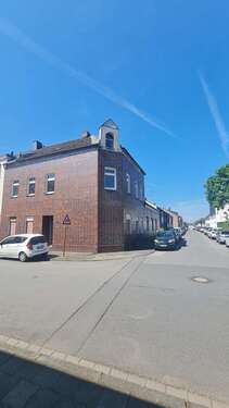 Foto - Haus zum Kaufen in Duisburg 298.000,00 € 285 m²