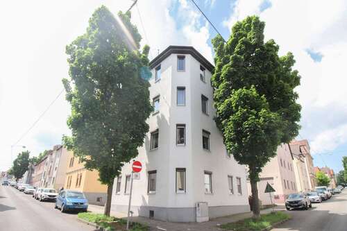 Foto - Haus zum Kaufen in Stuttgart 980.000,00 € 330 m²