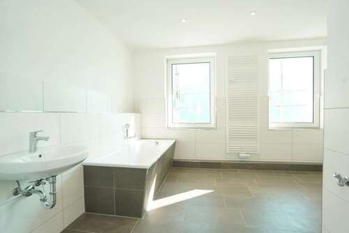 Foto - Wohnung zum Mieten in Chemnitz 979,06 € 135.22 m²