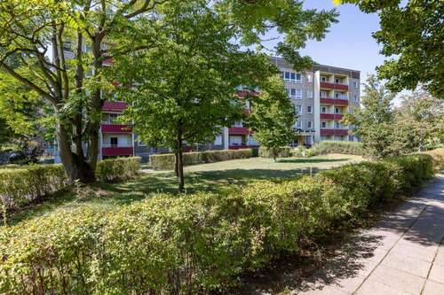 Foto - Wohnung zum Mieten in Brandenburg an der Havel 221,30 € 33.53 m²