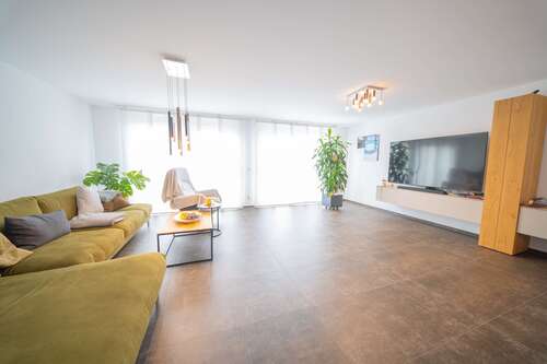 Foto - Haus zum Kaufen in Gemmrigheim 689.000,00 € 251 m²