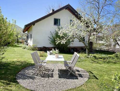 Foto - Haus zum Kaufen in Neidlingen 615.000,00 € 158 m²
