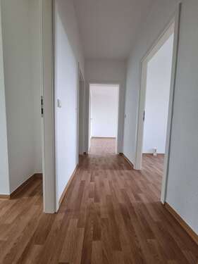 Foto - Wohnung zum Mieten in Schönebeck 418,00 € 58 m²