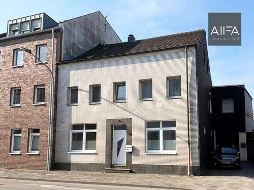 Foto - Haus zum Kaufen in Viersen-Rahser 499.000,00 € 300 m²