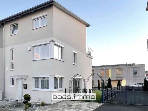 Foto - Haus zum Kaufen in Gersthofen 900.000,00 € 157.78 m²