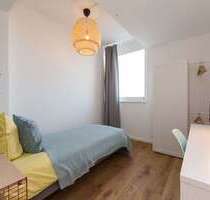 WG-Zimmer in Berlin 680,00 € 8 m²