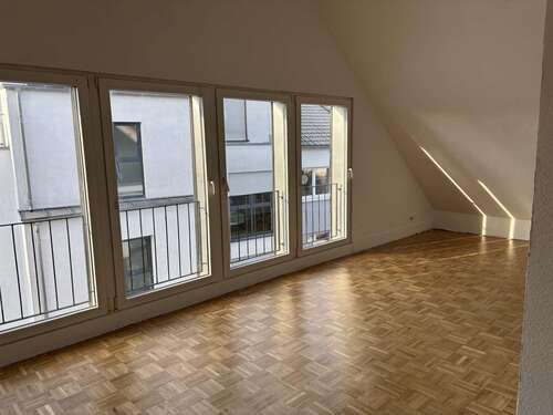 Foto - Wohnung zum Mieten in Langenfeld 800,00 € 74 m²