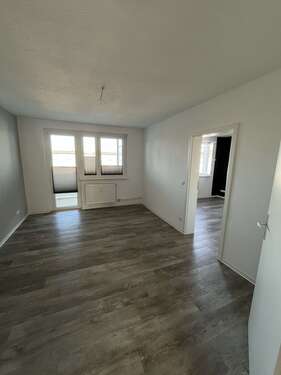 Foto - Wohnung zum Mieten in Hornstorf 486,12 € 81.02 m²
