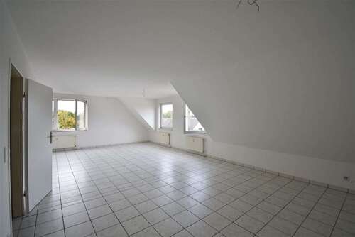 Foto - Wohnung zum Kaufen in Voerde (Niederrhein) 69.000,00 € 54 m²