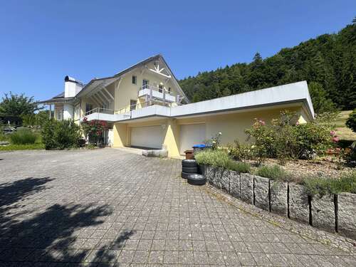 Foto - Haus zum Kaufen in Stühlingen 1.500.000,00 € 285 m²
