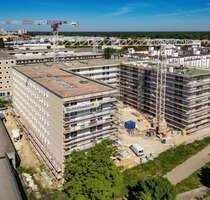 Wohnung zum Mieten in Berlin 1.404,62 € 96.87 m²