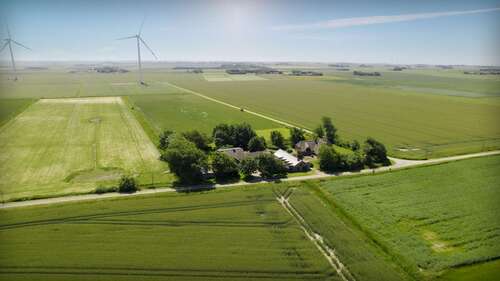 Foto - Haus zum Kaufen in Emmelsbüll-Horsbüll 595.000,00 € 275 m²
