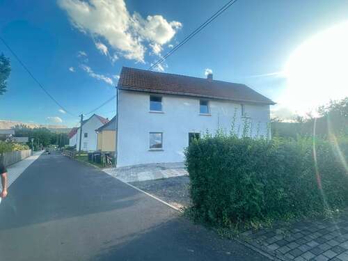Foto - Haus zum Kaufen in Werra Suhl-Tal - Großensee 122.000,00 € 180 m²