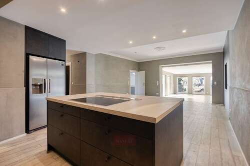 Foto - Wohnung zum Kaufen in Düsseldorf 1.250.000,00 € 210 m²