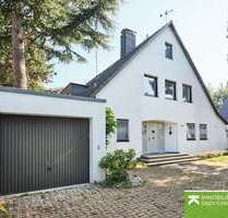 Haus zum Mieten in Düsseldorf 3.800,00 € 327 m²