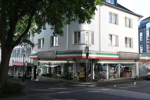 Foto - Haus zum Kaufen in Solingen 549.000,00 € 387 m²