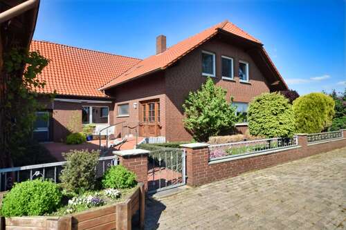 Foto - Haus zum Kaufen in Wetschen 550.000,00 € 320 m²