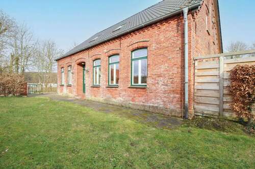 Foto - Haus zum Kaufen in Butjadingen 169.000,00 € 162 m²