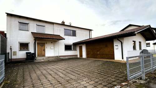 Foto - Haus zum Kaufen in Bruckmühl 699.000,00 € 220 m²