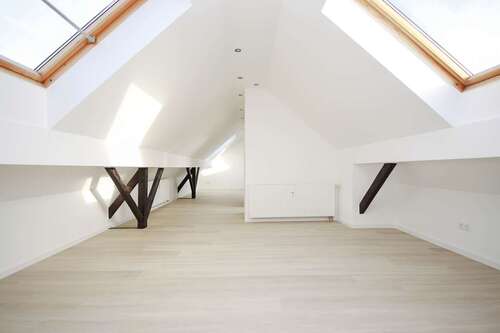 Foto - Wohnung zum Mieten in Düsseldorf 1.300,00 € 100 m²