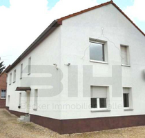 Haus zum Kaufen in Arnstein 220.000,00 € 192 m²